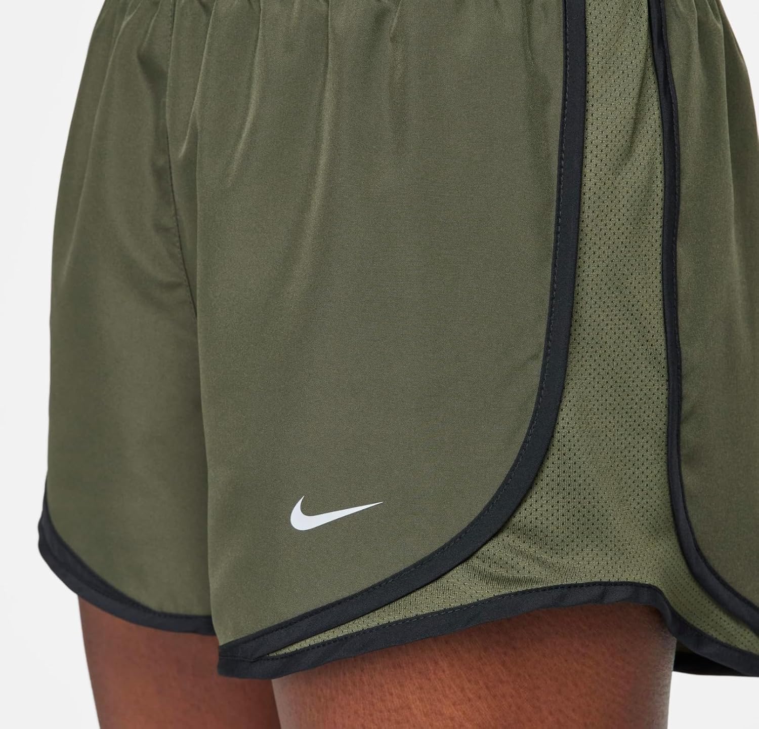 Nike Girls's Tempo Tempo Working Shorts - Image 2