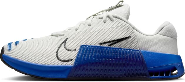 Nike Males's Metcon 8 Sneakers