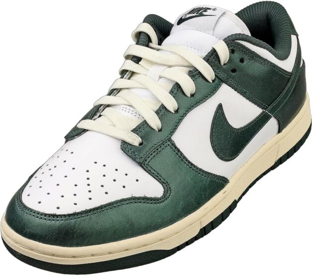 Nike Dunk Low SE Ladies's Trainers