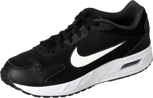 Nike Males's Air Max Solo Trainers