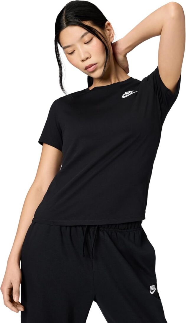 Nike Girls's Sportswear Membership Necessities T-Shirt