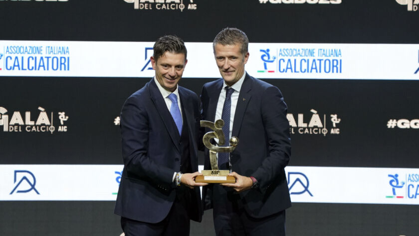 Referee Rocchi: 'Serie A should not have 5 players around the goalkeeper like other leagues'